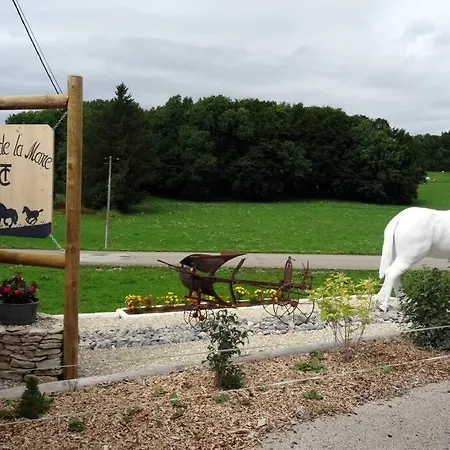 Gite Du Cheval Blanc Arcon  Exterior foto